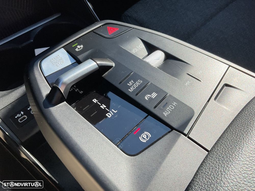 BMW 225xe Active Tourer e xDrive - 34