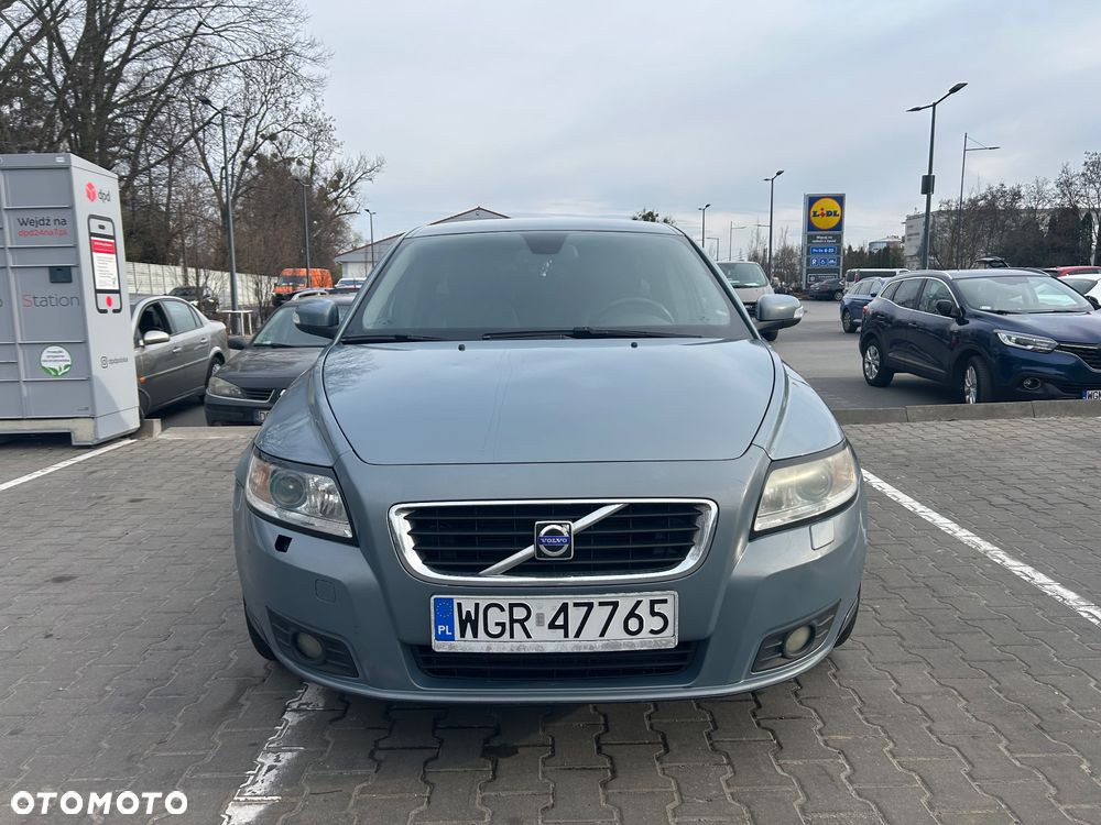 Volvo V50 - 1