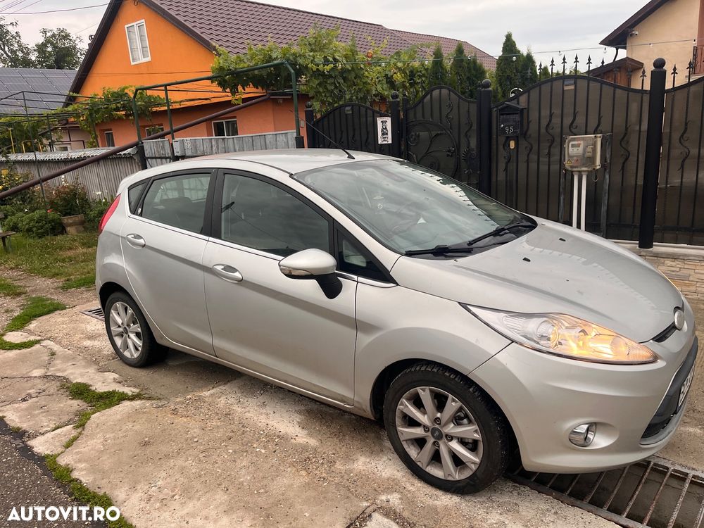 Ford Fiesta 1.25i Ghia - 2