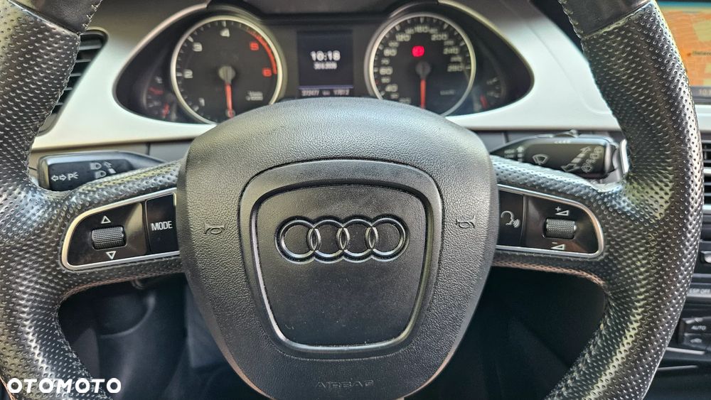 Audi A4 Avant 2.0 TDI DPF S line Sportpaket - 13