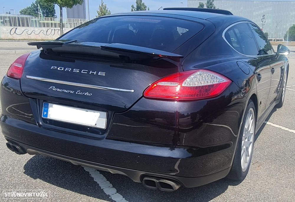 Porsche Panamera Turbo PDK - 2