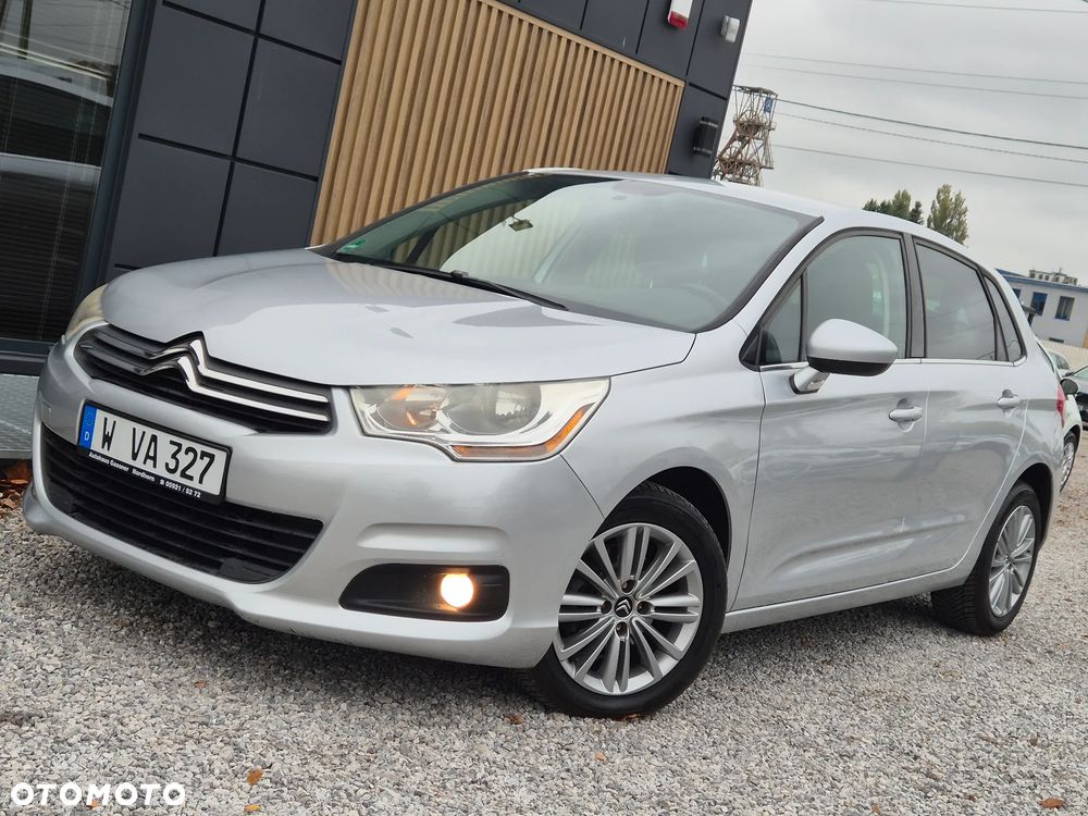 Citroen C4 2011 photo 2