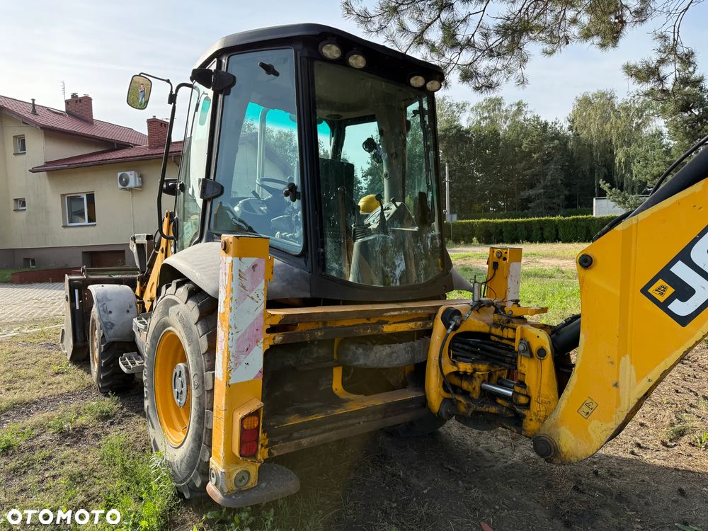 JCB 3CX - 4