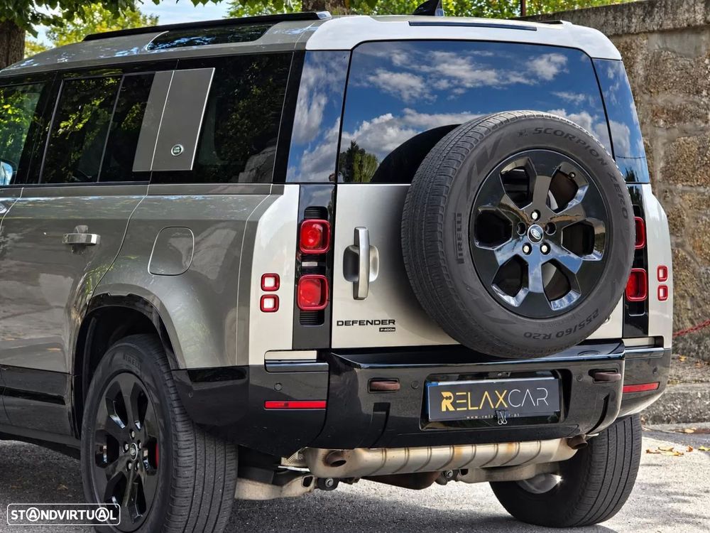 Land Rover Defender 2.0 P400e 110 AWD X-Dynamic HSE - 13