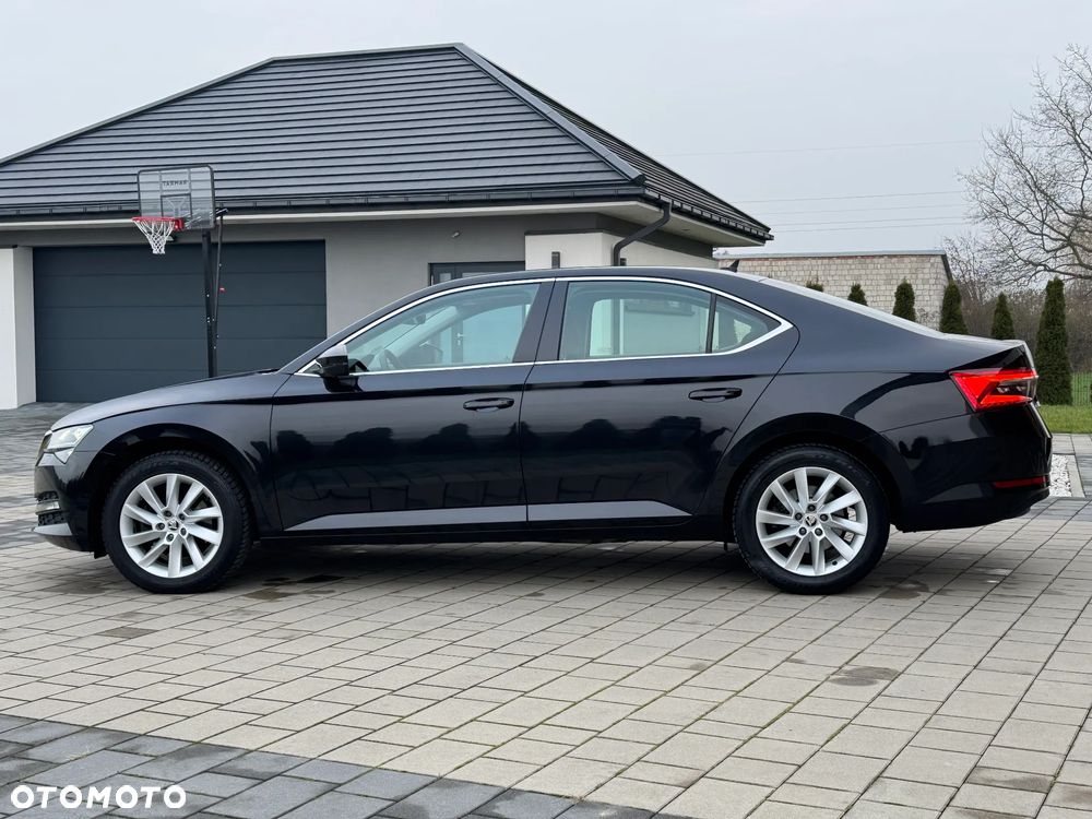 Skoda Superb 2.0 TDI Ambition DSG - 13