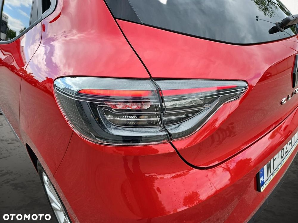 Renault Clio - 10