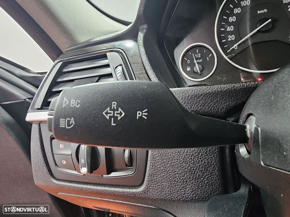 BMW 320 d Pack M Auto - 17