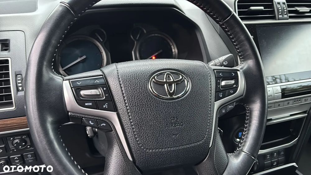 Toyota Land Cruiser LC 2.8 D-4D Prestige - 35