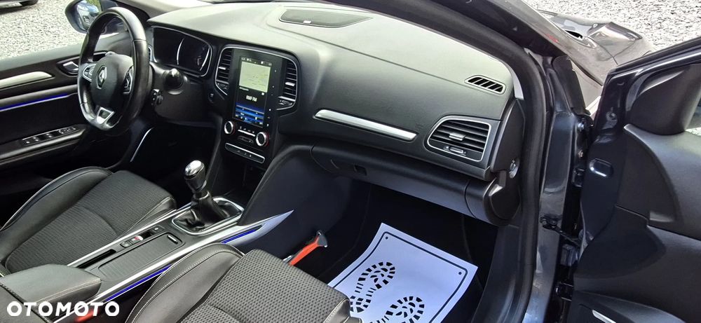 Renault Megane TCe 140 GPF BOSE EDITION - 21