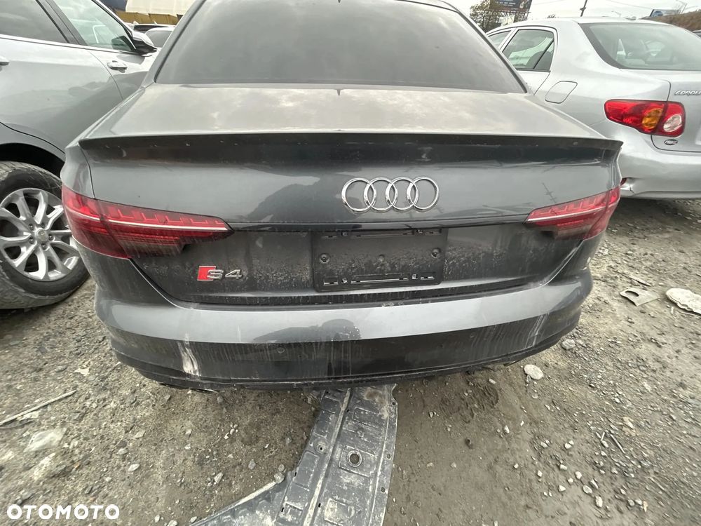 Audi S4 Limousine - 35