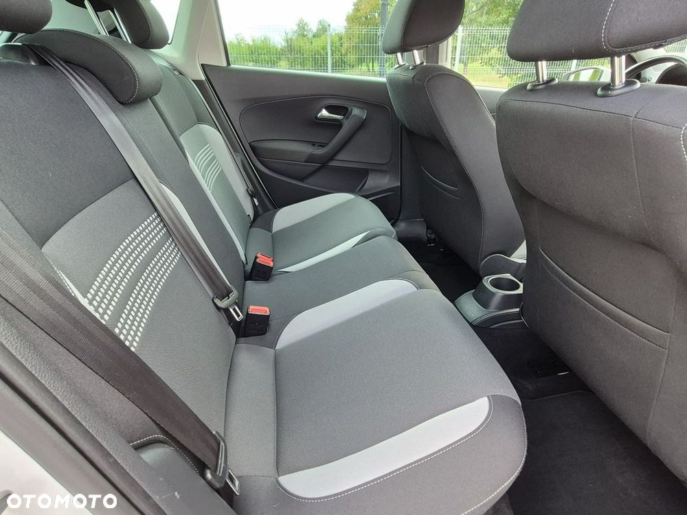 Volkswagen Polo - 6