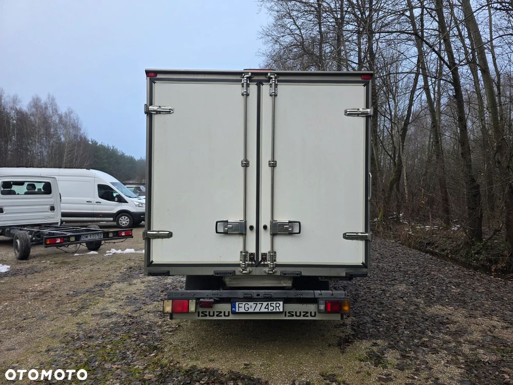 Isuzu N-L35 - 5