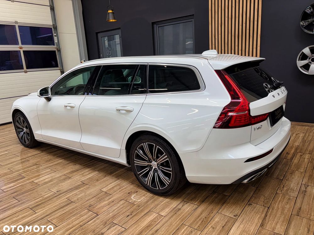 Volvo V60 D4 Inscription - 11