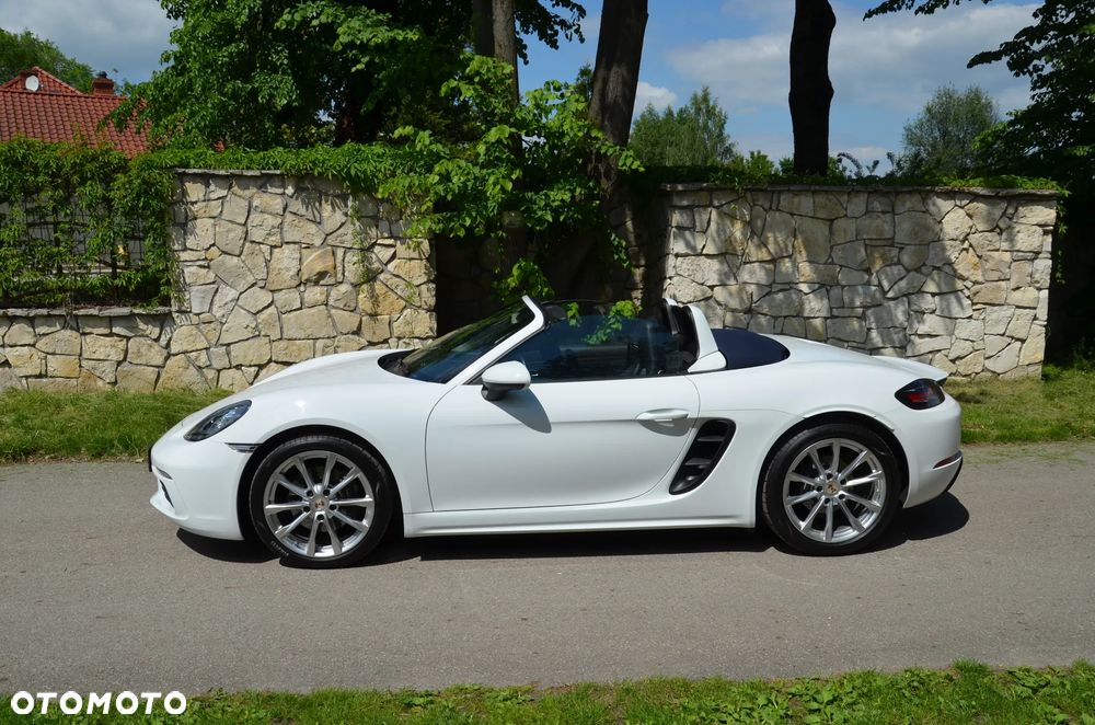 Porsche 718 Boxster - 1