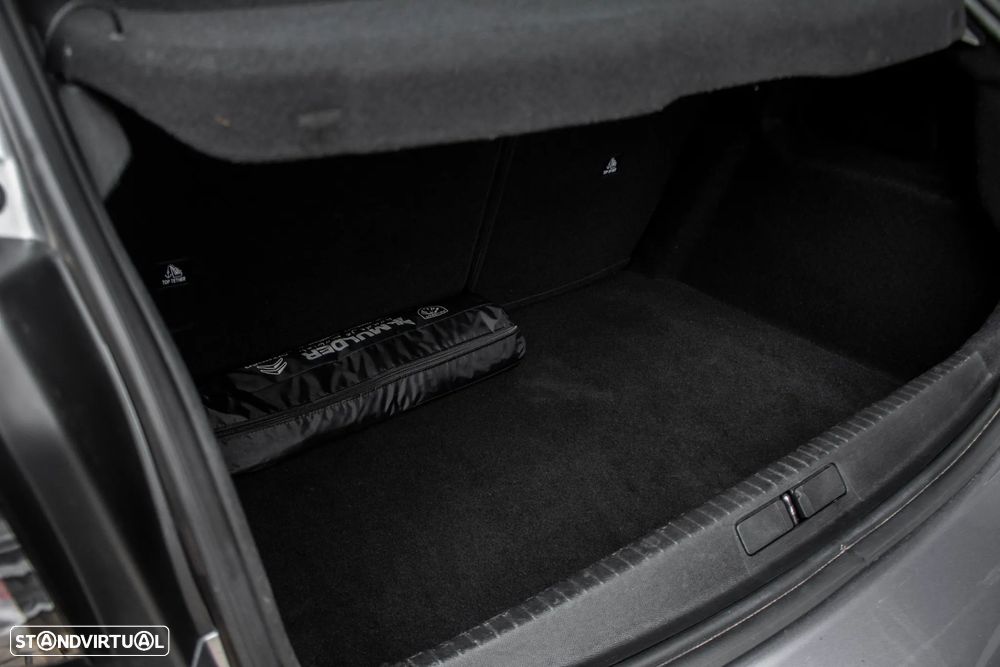 Peugeot 208 1.2 PureTech Active - 29