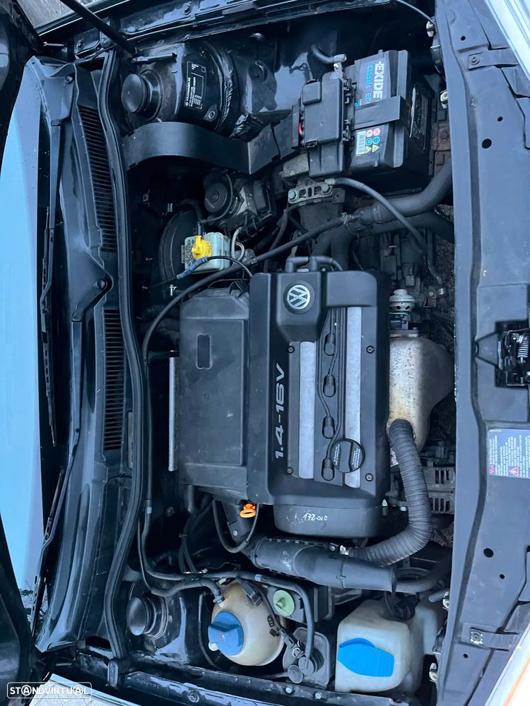VW Golf 1.4i Confort - 9