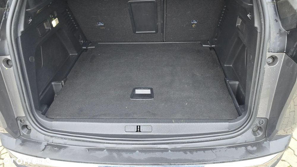 Peugeot 3008 1.5 BlueHDi GT S&S - 14