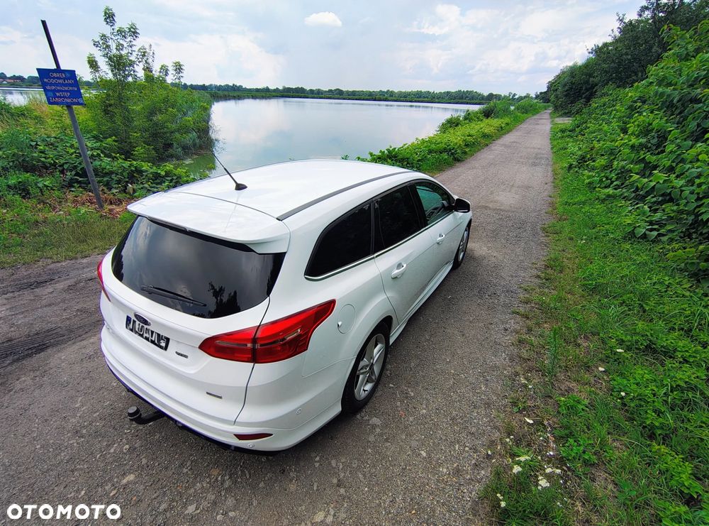 Ford Focus 1.5 EcoBoost Titanium ASS PowerShift - 11