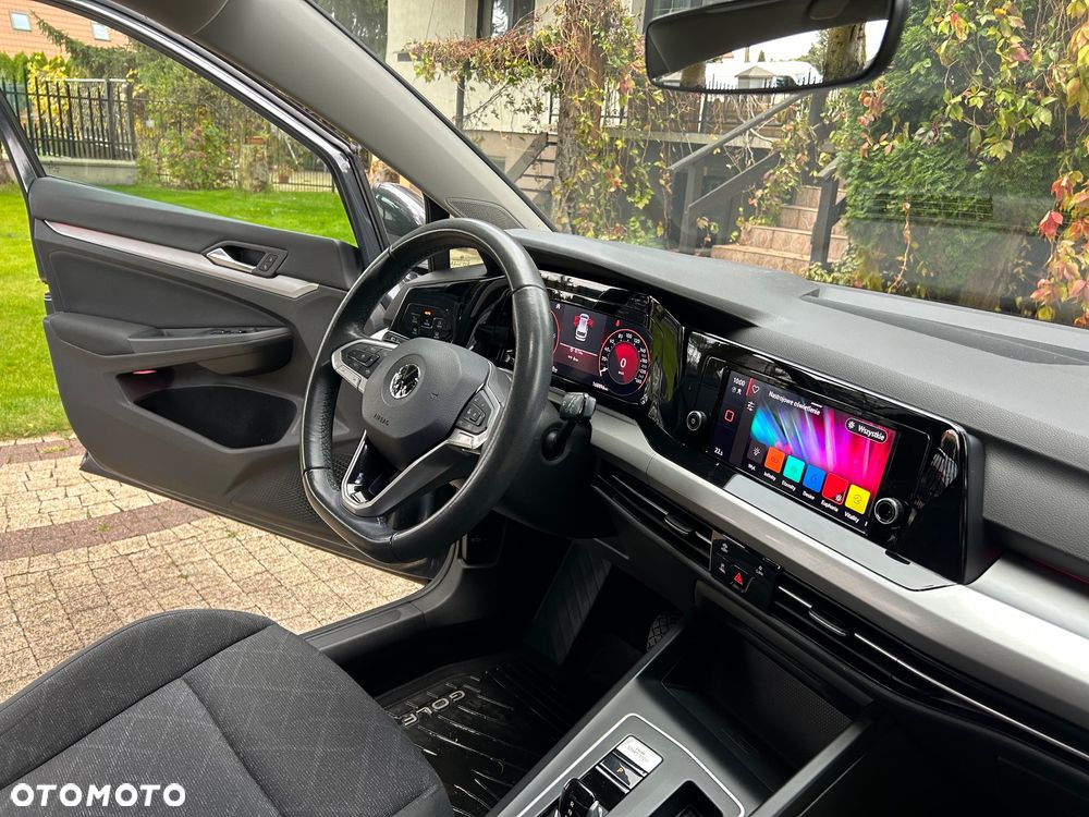 Volkswagen Golf - 26