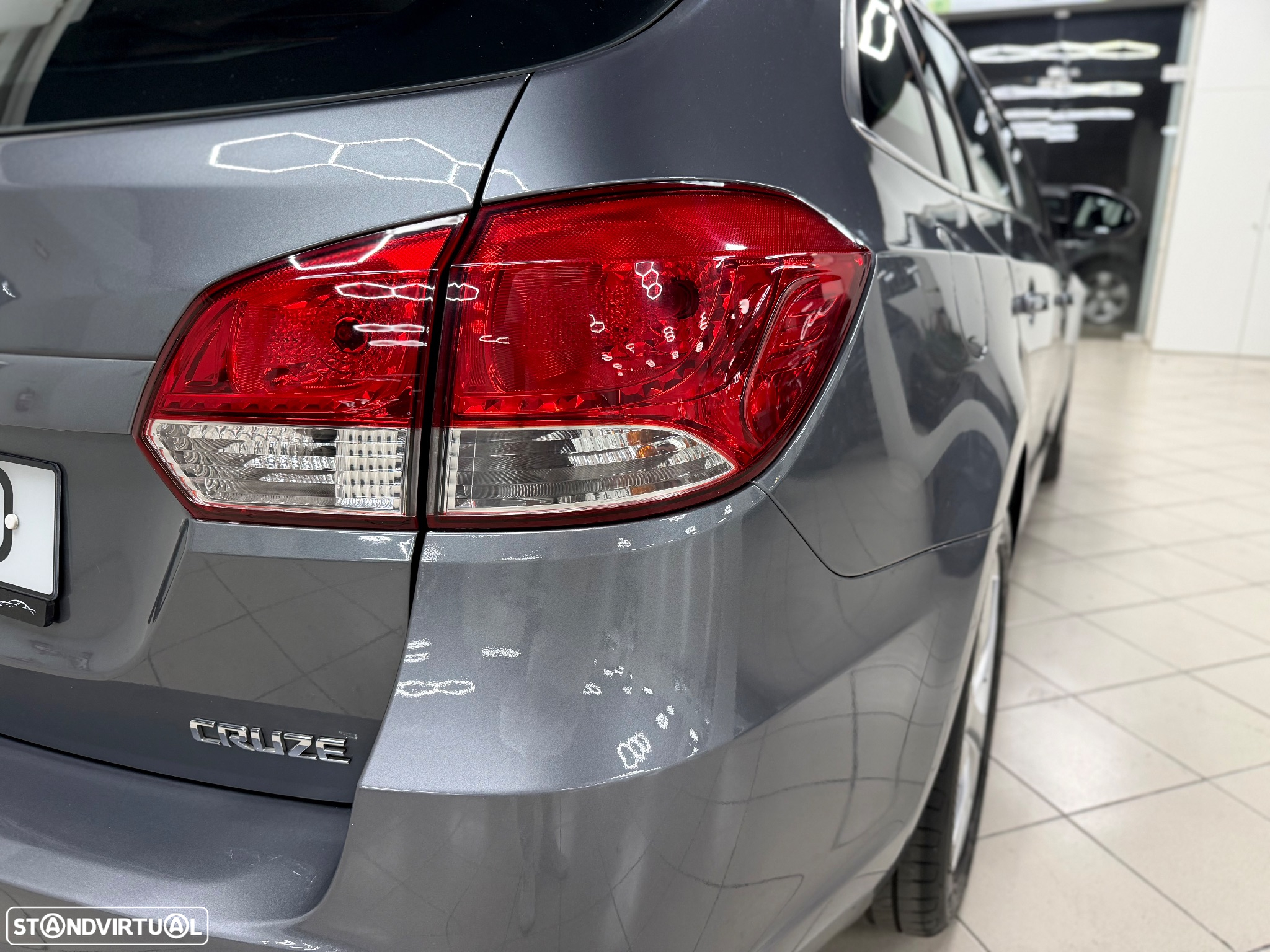 Chevrolet Cruze SW 1.7 VCDi LTZ - 9