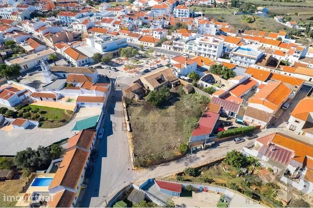 Lote de construção em Odiáxere Central para construção de apartamentos - Grande imagem: 4/29