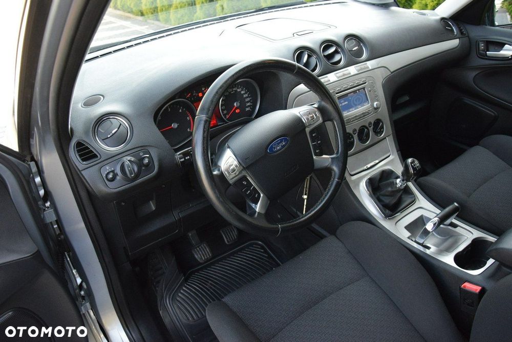Ford S-Max 2.0 TDCi Trend - 28