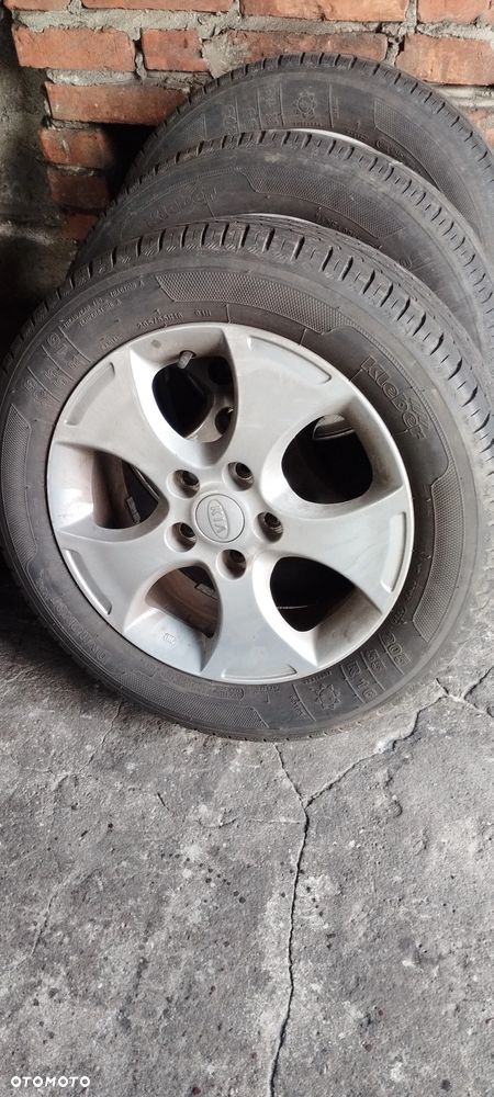 Kia Venga 1.6 CRDi 128 Dream Team Edition - 8