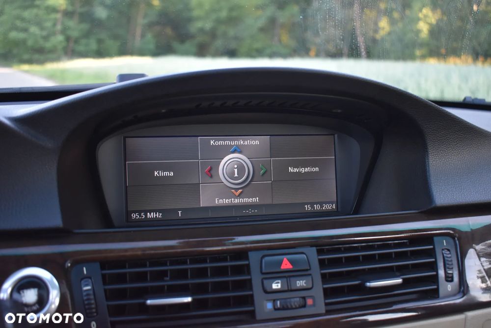 BMW Seria 3 320d - 36