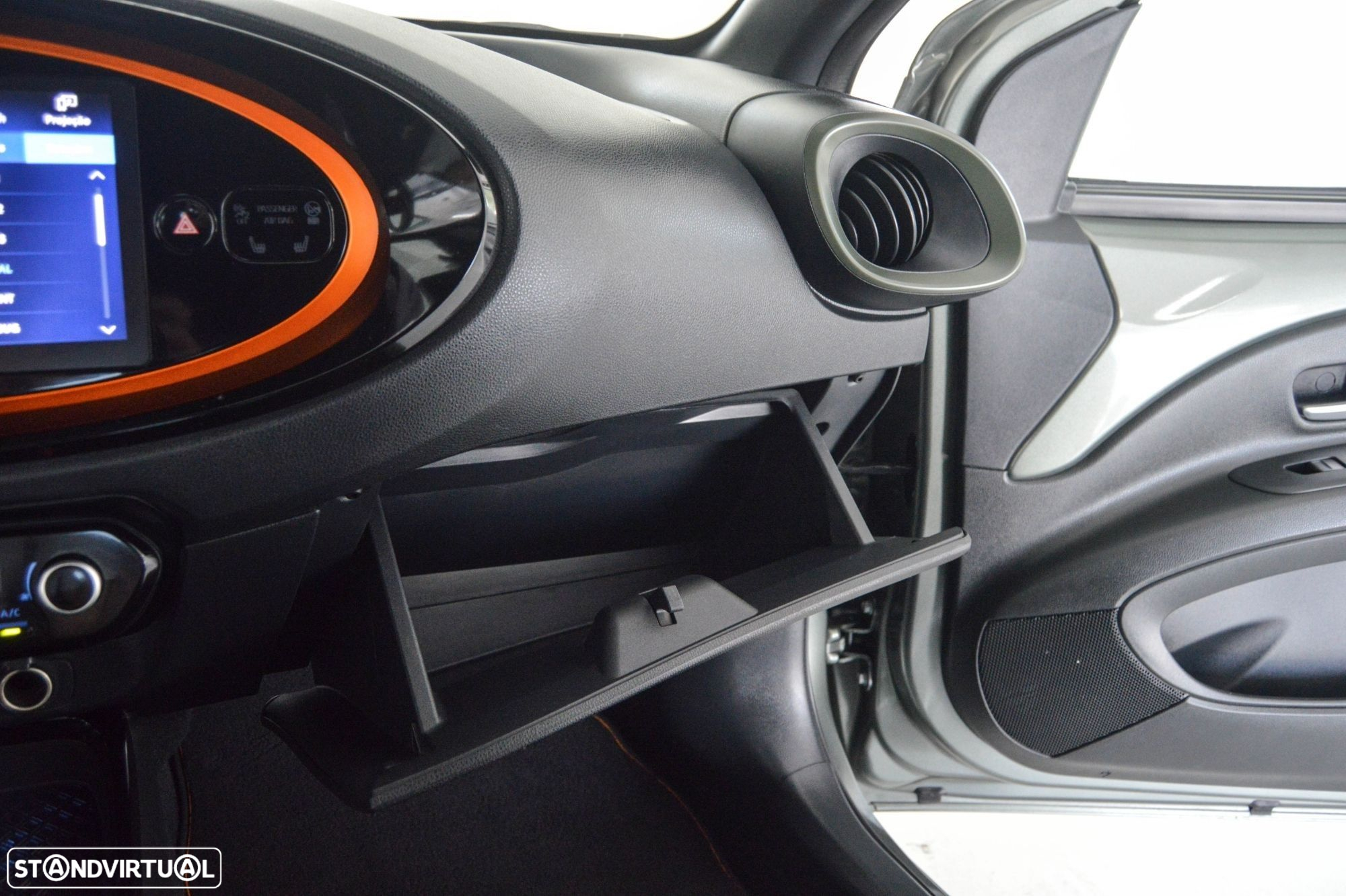 Toyota Aygo X 1.0 Limited - 49