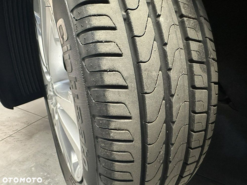 Kia Ceed - 25