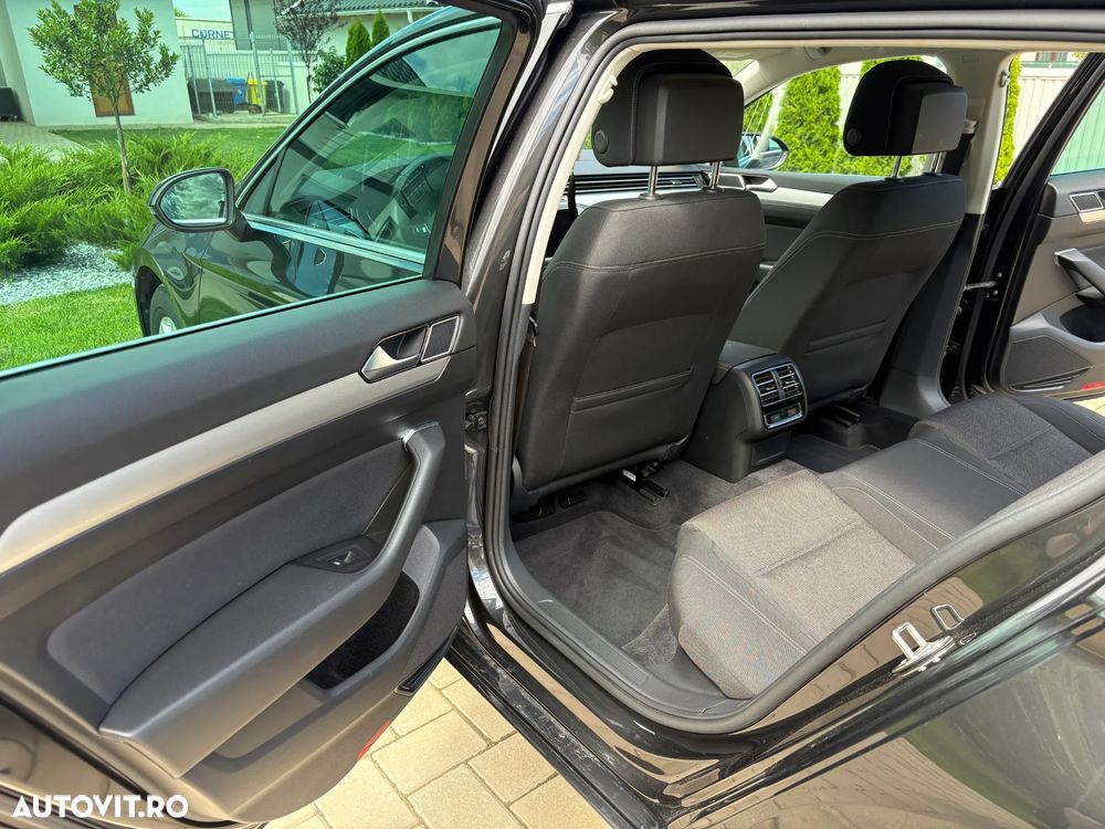 Volkswagen Passat 2.0 TDI DSG Comfortline - 15