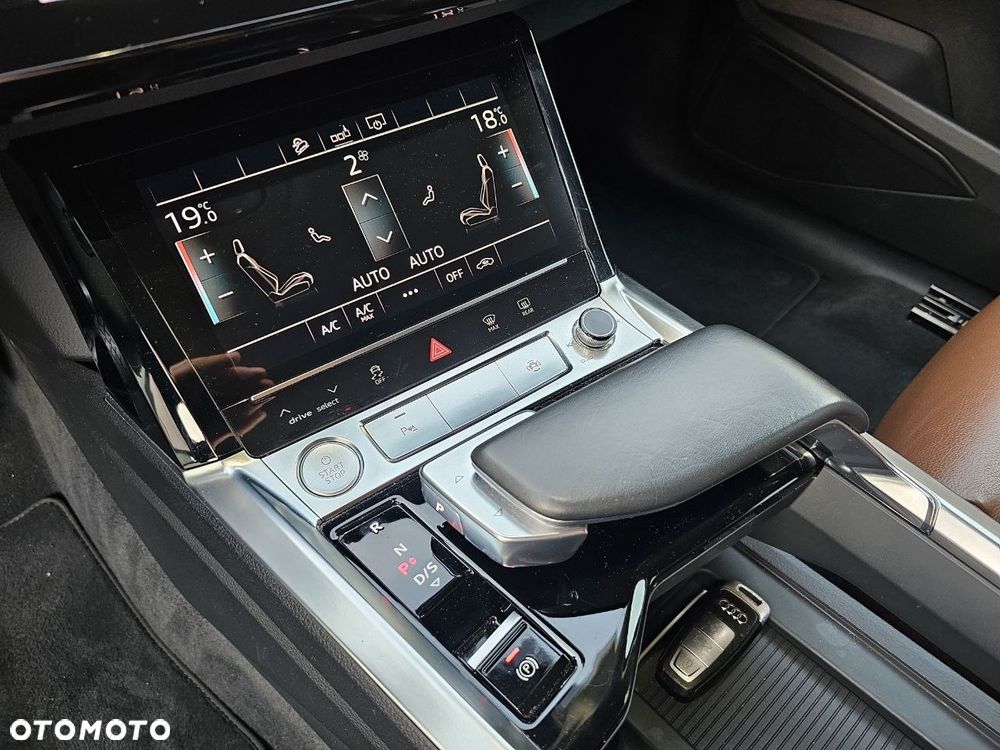 Audi e-tron 50 Quattro - 29