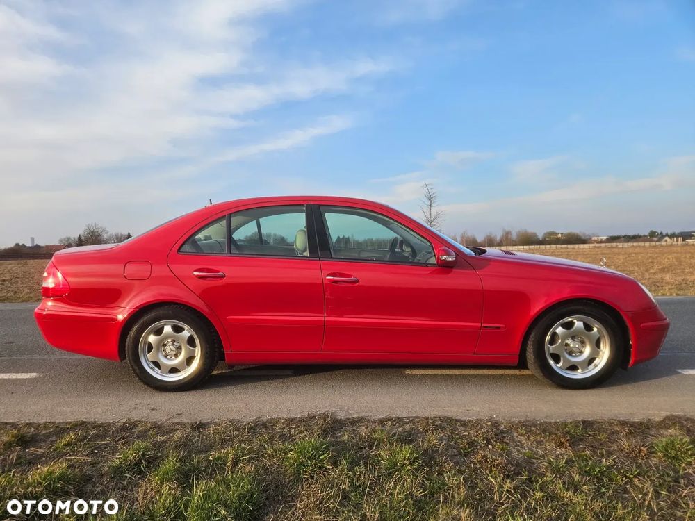 Mercedes-Benz Klasa E 320 Classic - 3