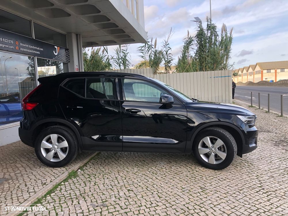 Volvo XC 40 2.0 D3 Momentum Plus - 9