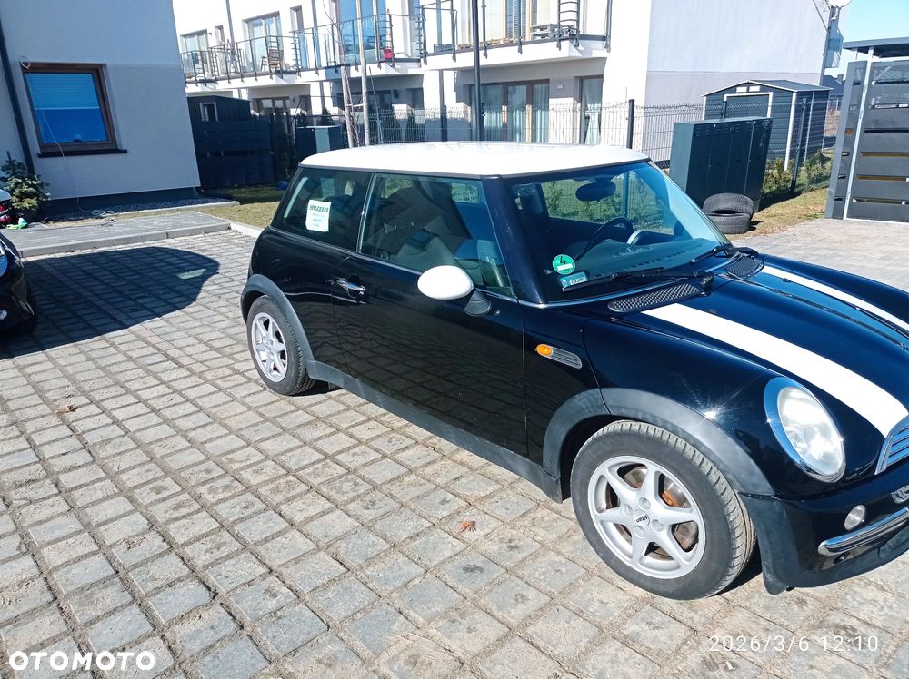 MINI Cooper Standard - 3