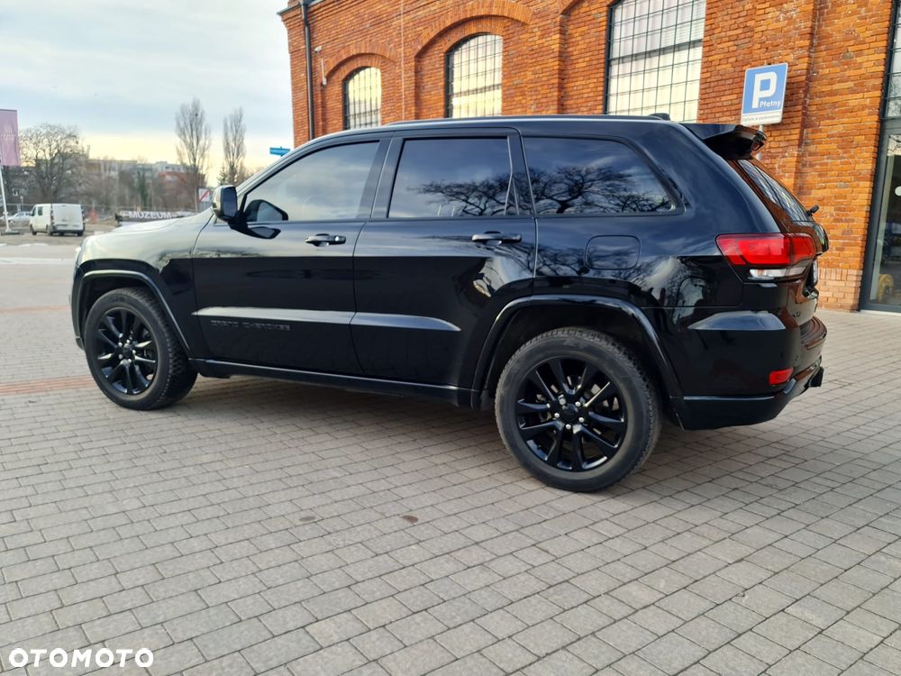 Jeep Grand Cherokee - 4