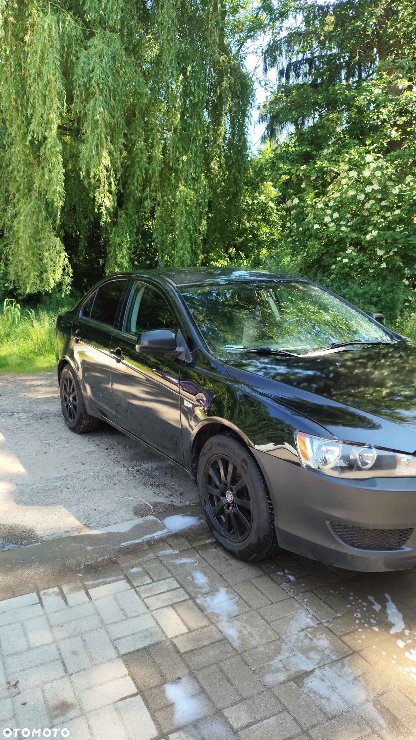 Mitsubishi Lancer - 2