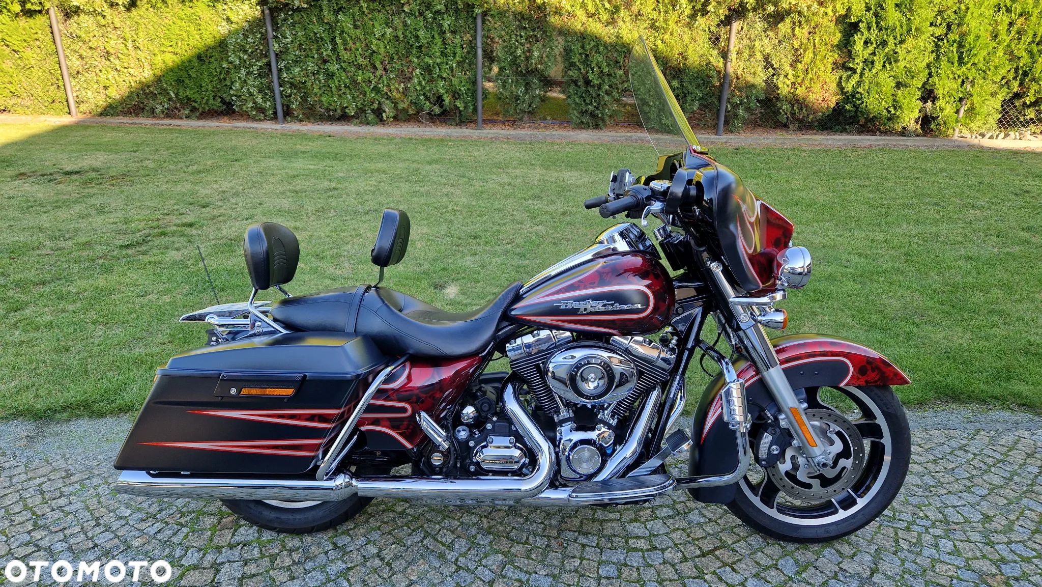 Harley-Davidson Touring Street Glide - 1