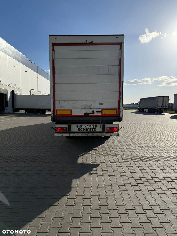 Schmitz Cargobull SKO 24 - 7