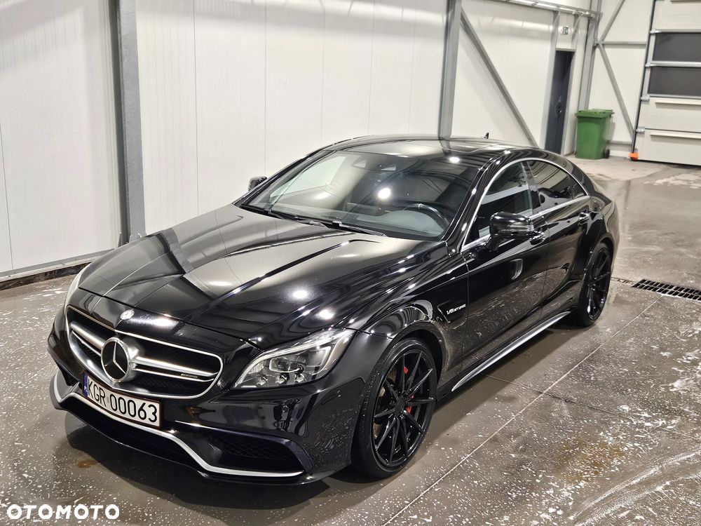 Mercedes-Benz CLS - 38