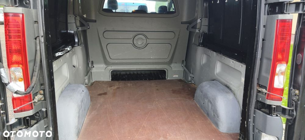 Renault TRAFIC - 9
