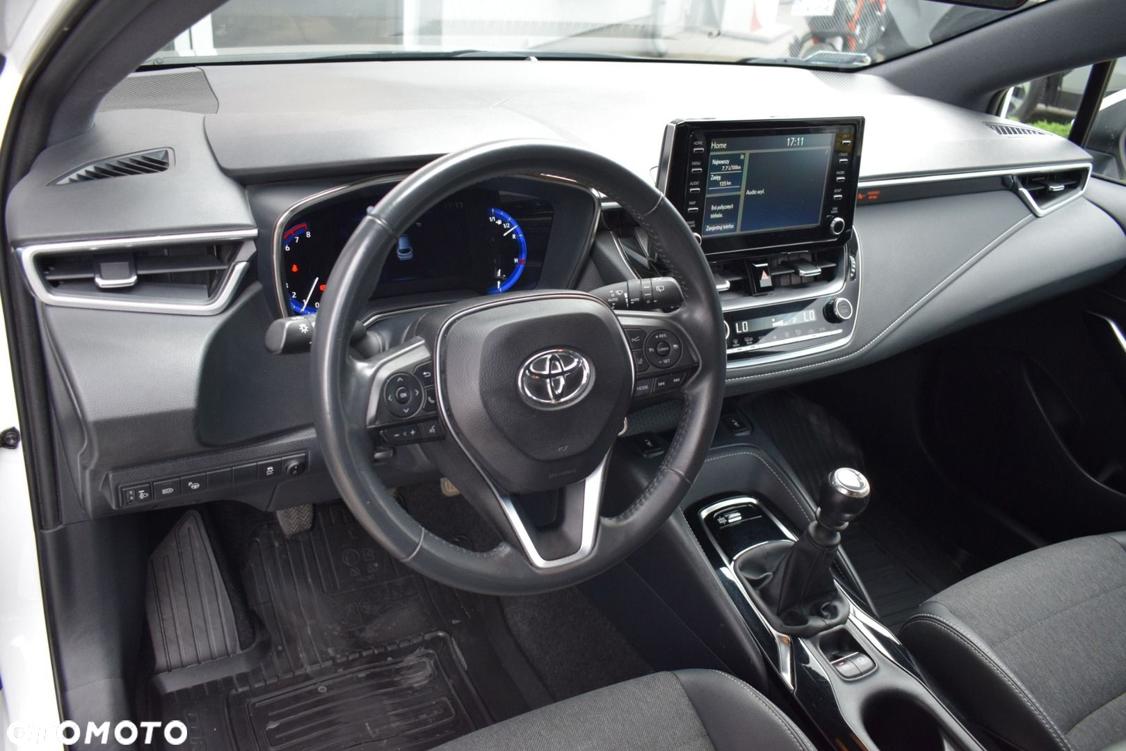 Toyota Corolla 1.2 T Comfort - 12