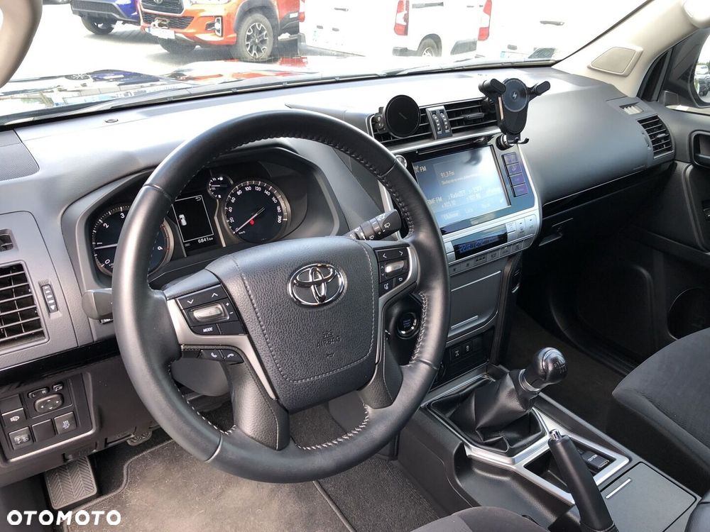 Toyota Land Cruiser LC 2.8 D-4D Prado - 12