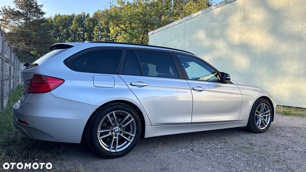 BMW Seria 3 - 37