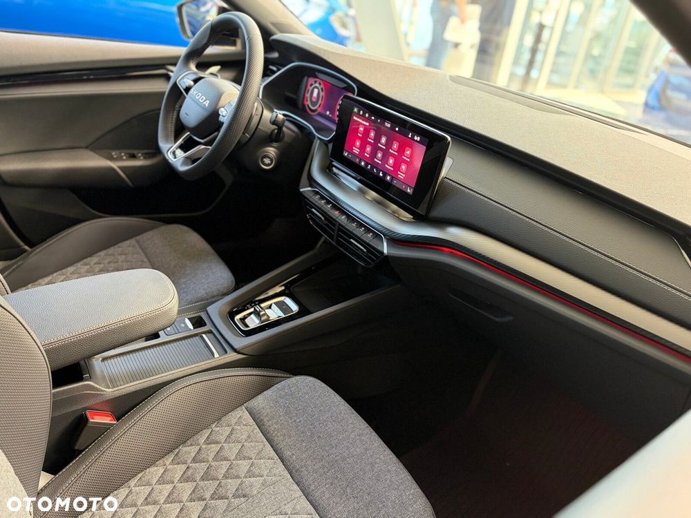 Skoda Octavia 1.5 TSI mHEV Sportline DSG - 8