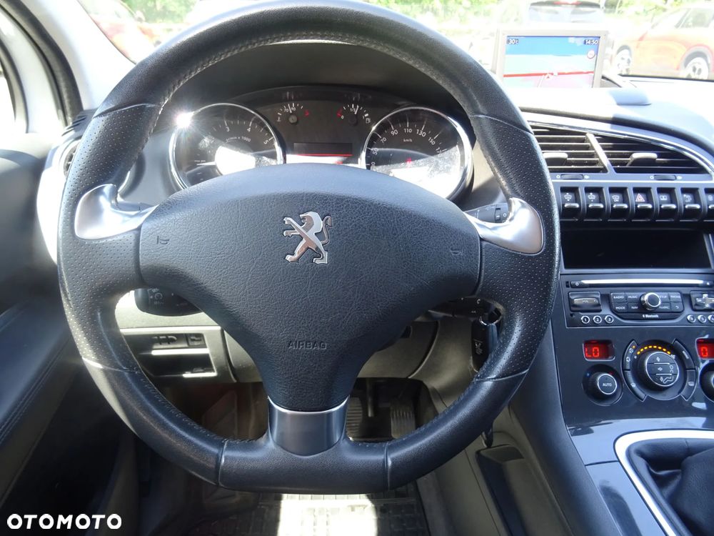 Peugeot 3008 1.2 PureTech Allure S&S - 15