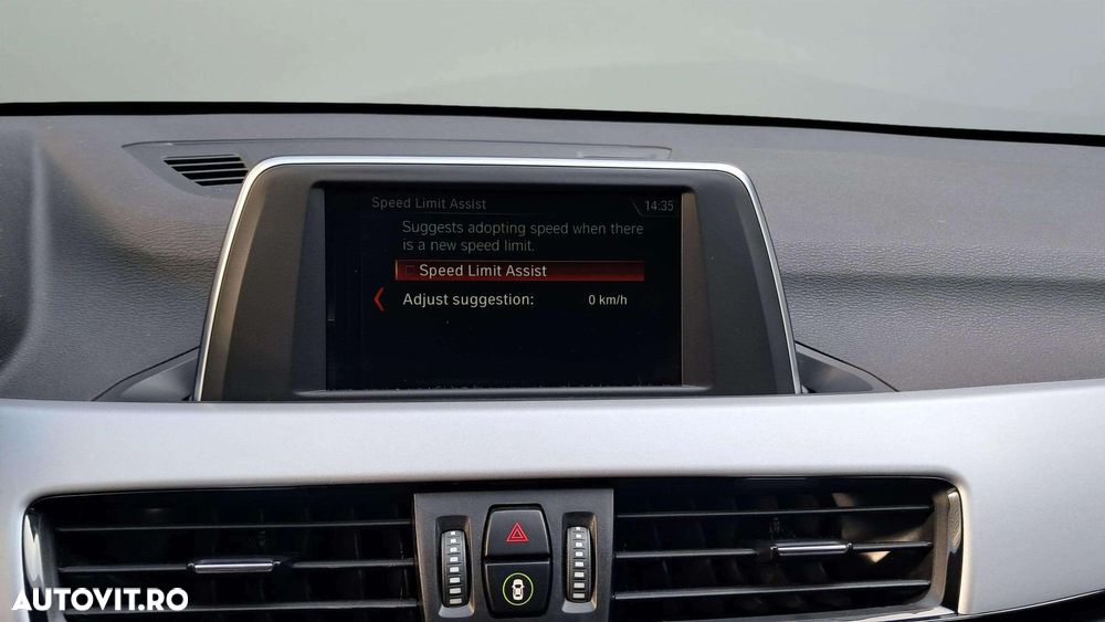 BMW X1 sDrive18d AT - 10