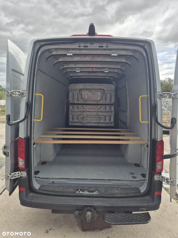 Volkswagen Crafter - 8