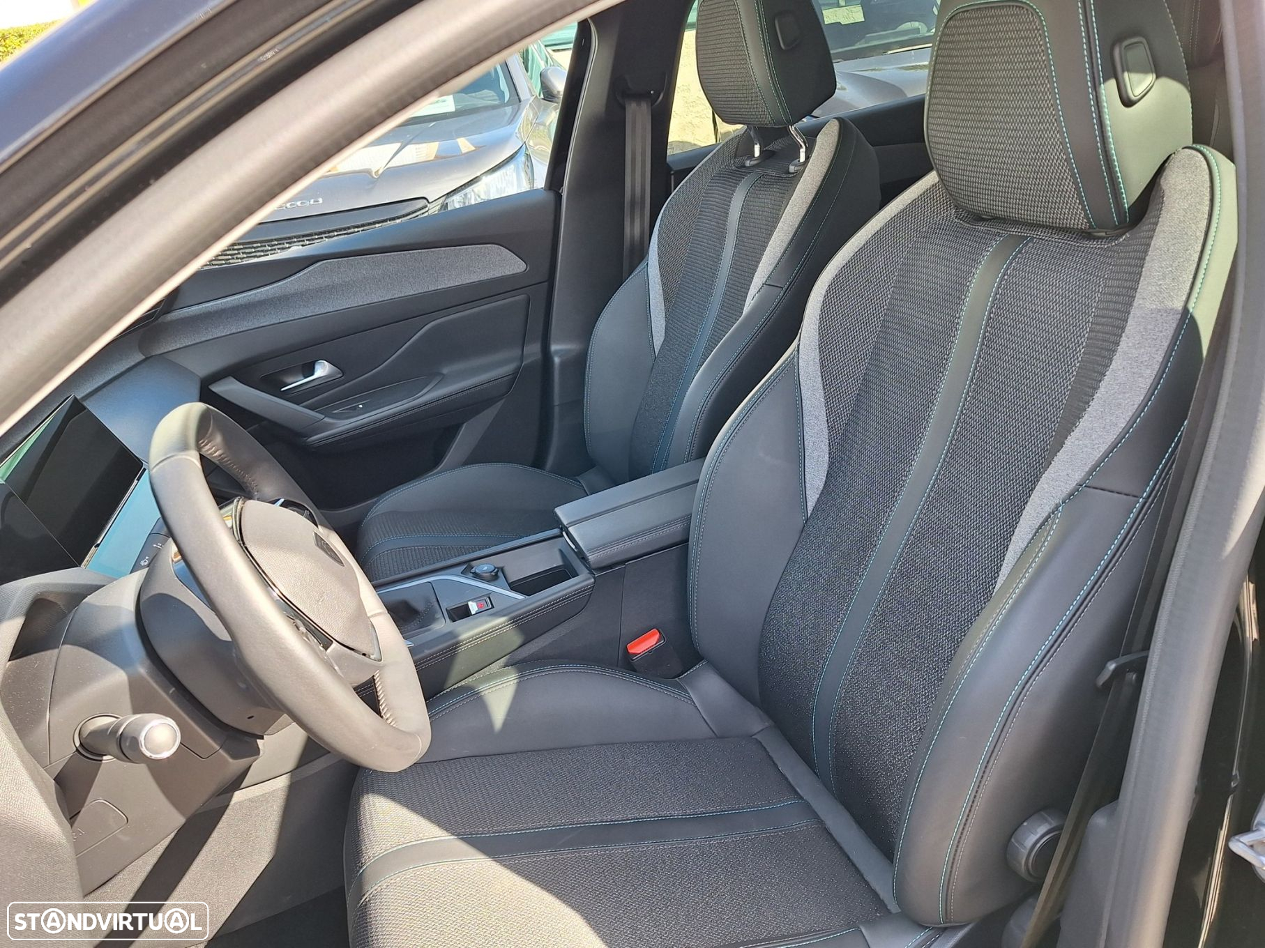 Peugeot 308 1.2 PureTech Allure Pack - 21