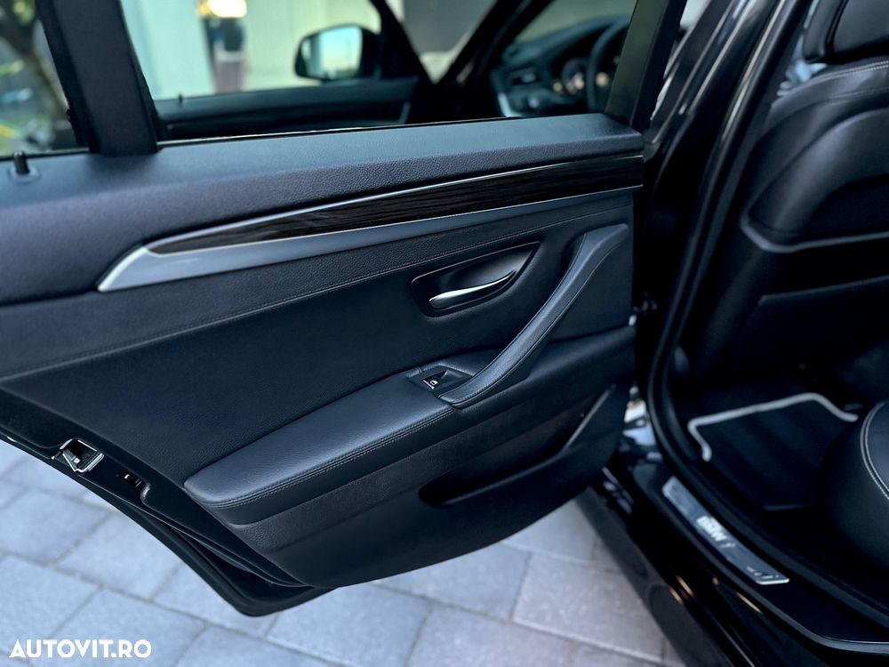 BMW Seria 5 520d xDrive Aut. Luxury Line - 19